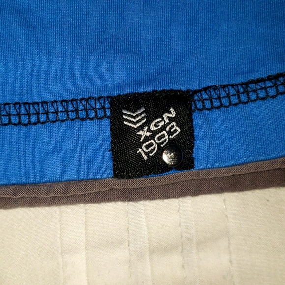 Men's Shirt - Picture 3 of 5